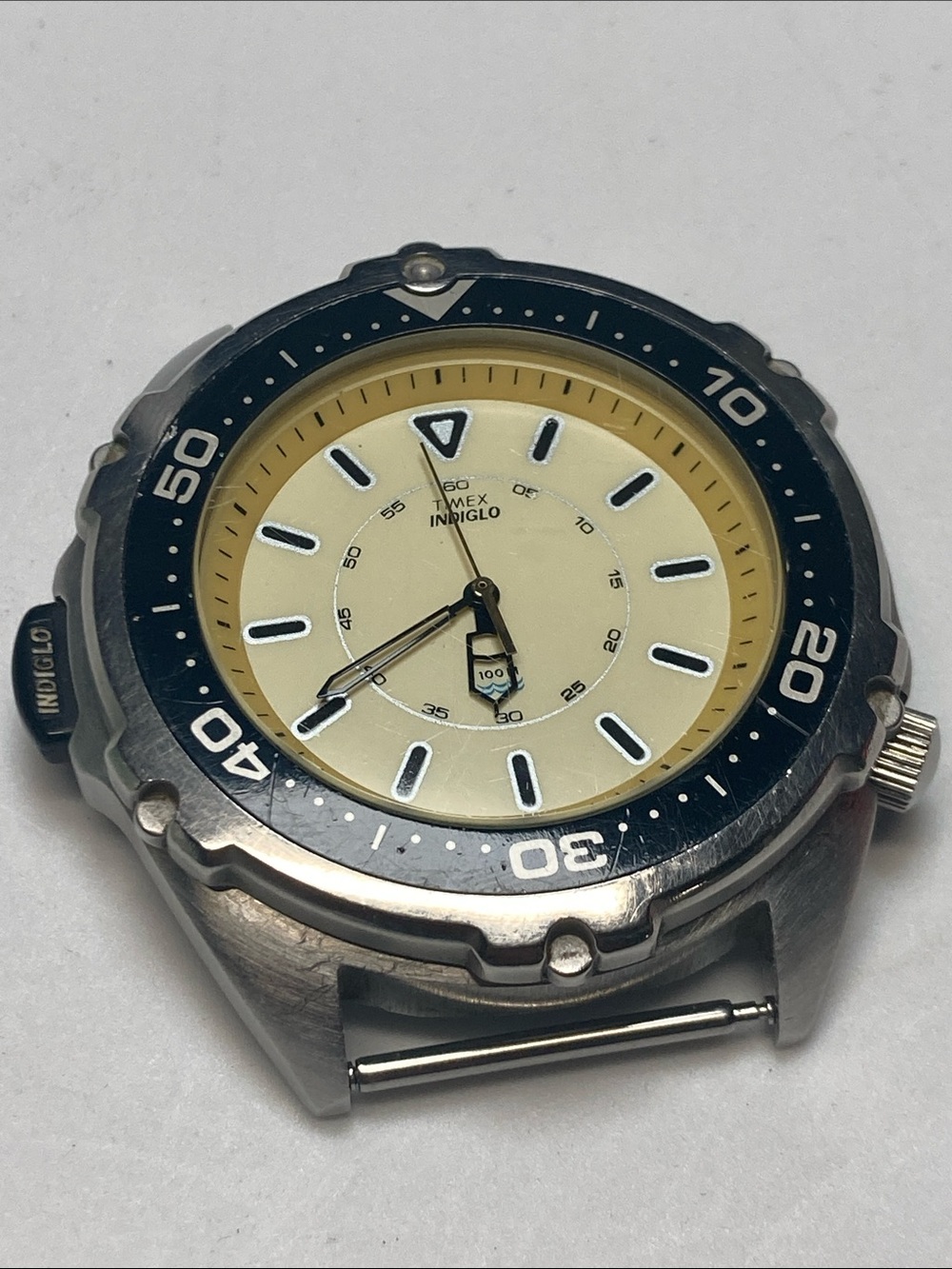 Timex vintage dive Men's Watch with Cream Dial and Black Bezel, parts or restore